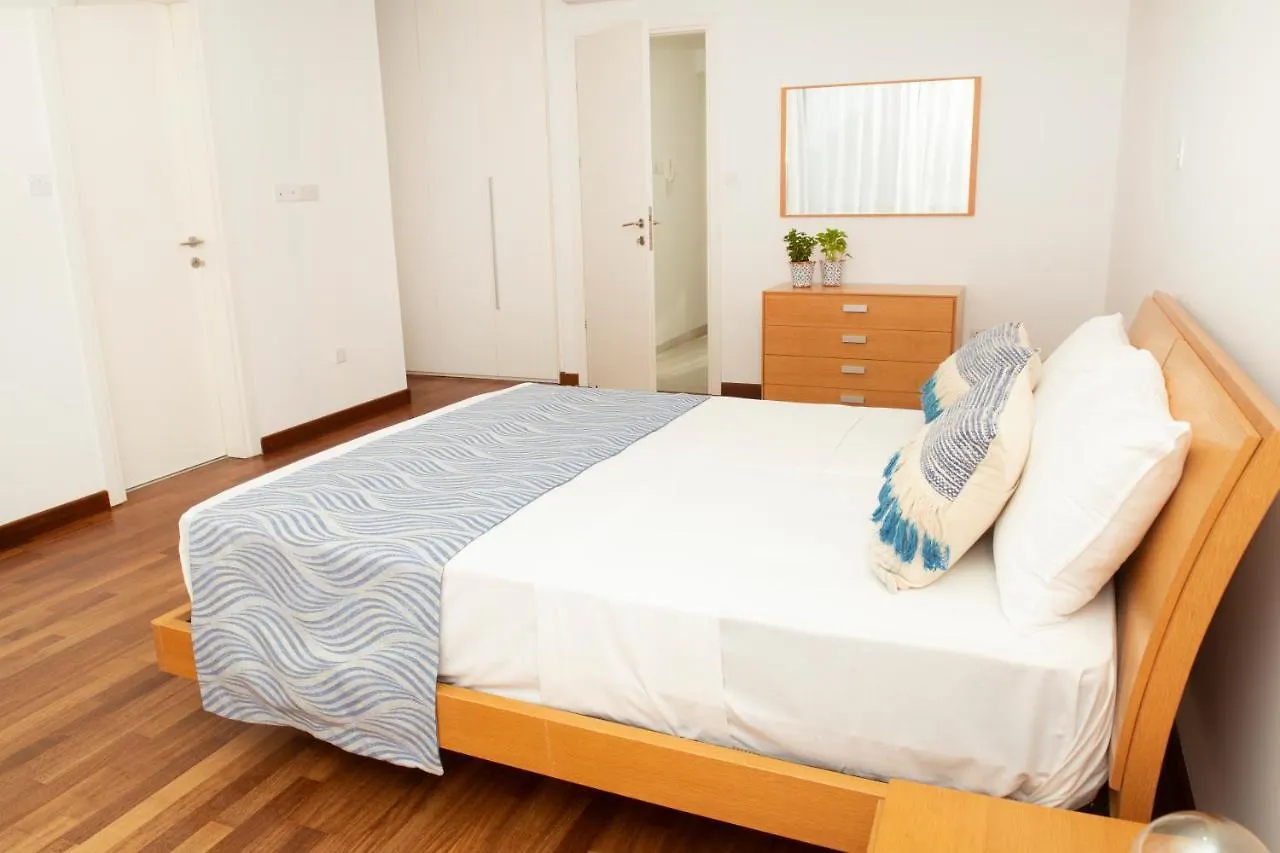 فيلة Touch Blue Residences لارنكا