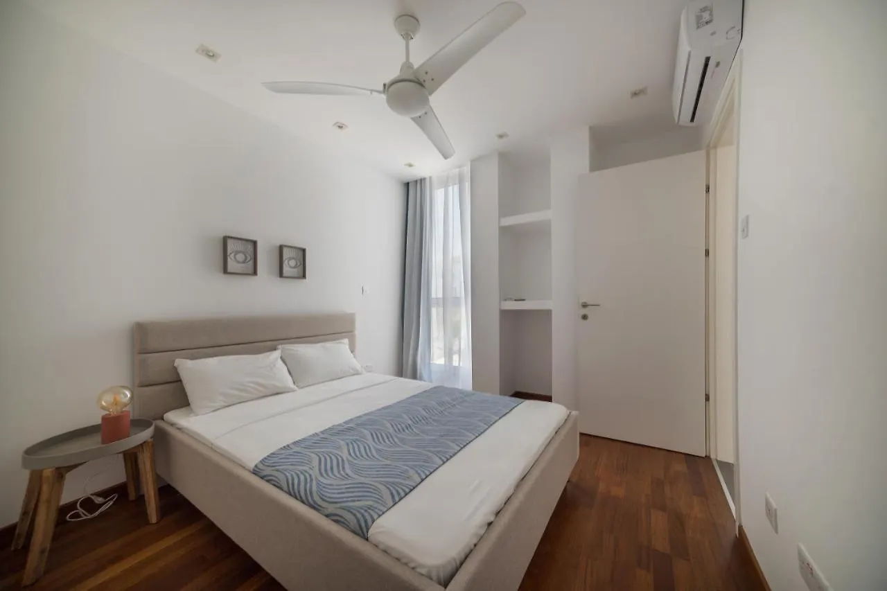 Touch Blue Residences لارنكا
